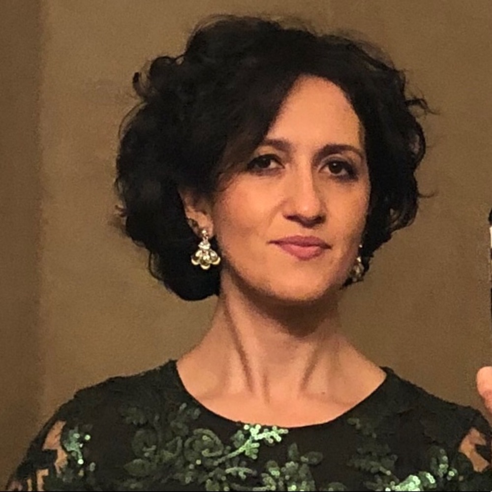 Meet your Posher, Angie